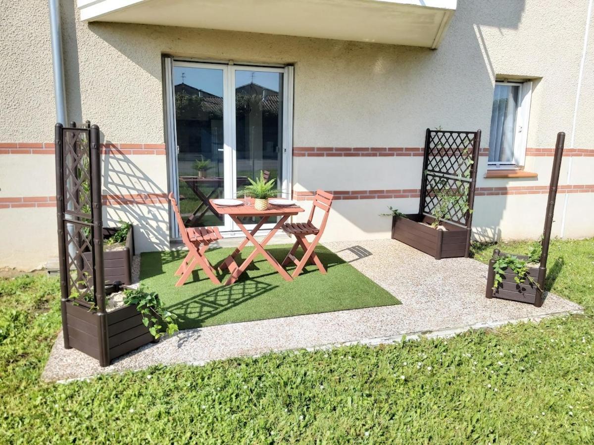Le Sporting Land - Avec Entree Autonome, Parking Prive & Sa Piscine ! - Lejlighed Gaillac Eksteriør billede